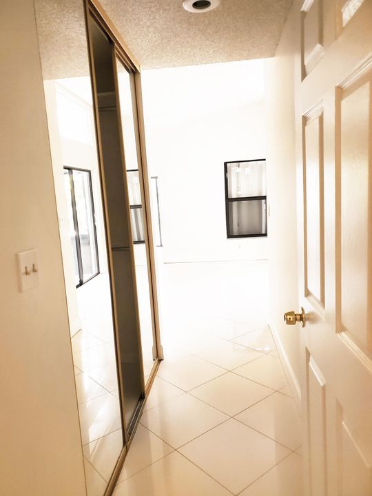 En Renta: $4,600 (4 camas, 2 baños, 2035 Pies cuadrados)