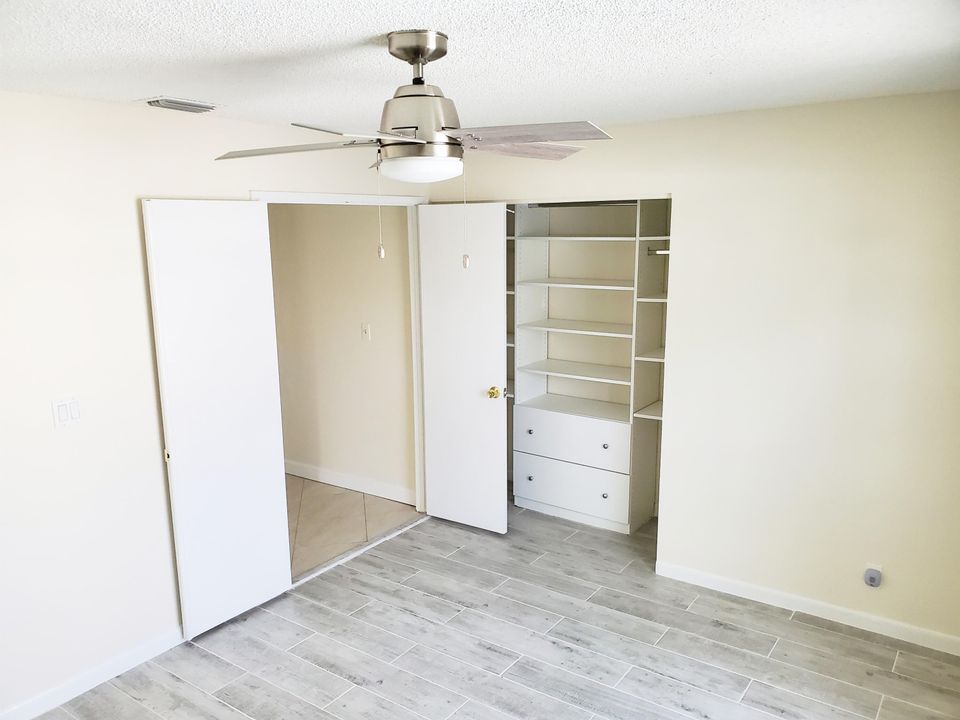 En Renta: $4,600 (4 camas, 2 baños, 2035 Pies cuadrados)