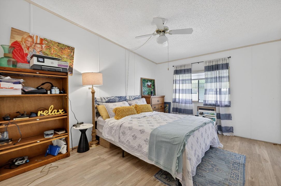 待售: $179,000 (2 贝兹, 2 浴室, 1395 平方英尺)