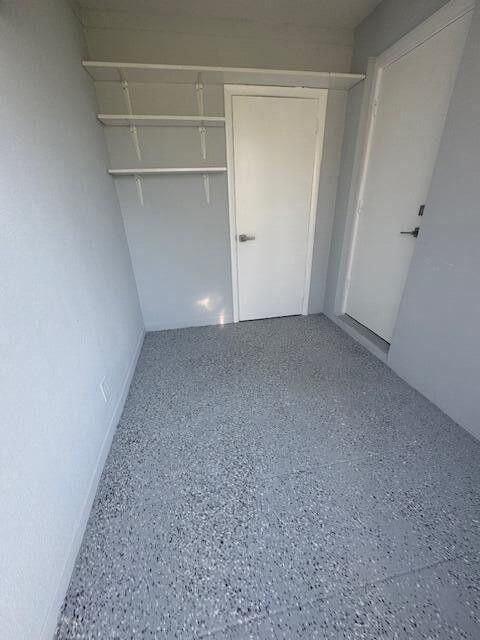 For Sale: $105,000 (1 beds, 1 baths, 850 Square Feet)