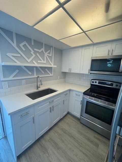 For Sale: $105,000 (1 beds, 1 baths, 850 Square Feet)