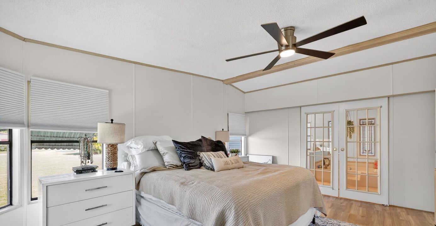 待售: $179,000 (2 贝兹, 2 浴室, 1395 平方英尺)