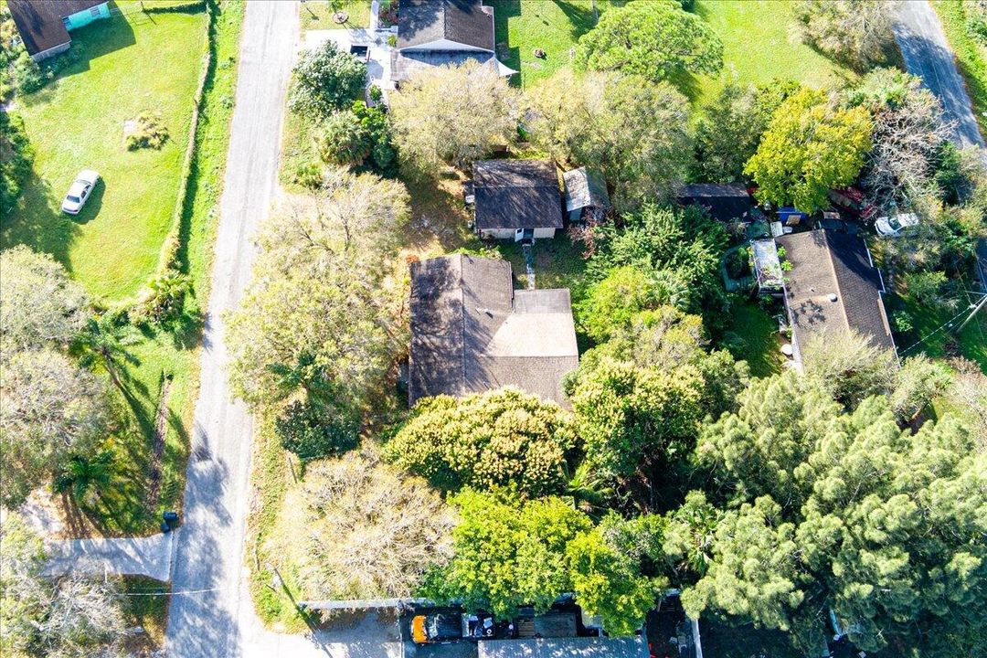 For Sale: $325,000 (3 beds, 2 baths, 1626 Square Feet)