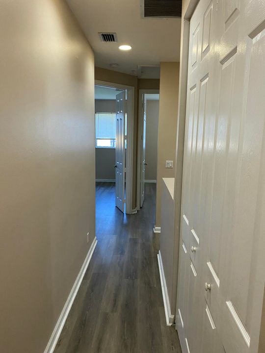 В аренду: $2,800 (3 спален, 2 ванн, 1574 Квадратных фут)