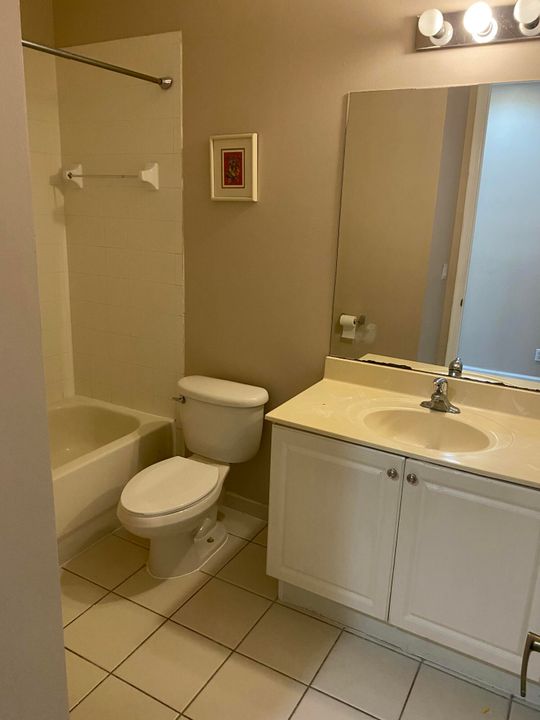 В аренду: $2,800 (3 спален, 2 ванн, 1574 Квадратных фут)