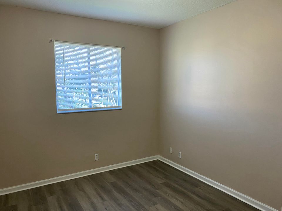 В аренду: $2,800 (3 спален, 2 ванн, 1574 Квадратных фут)