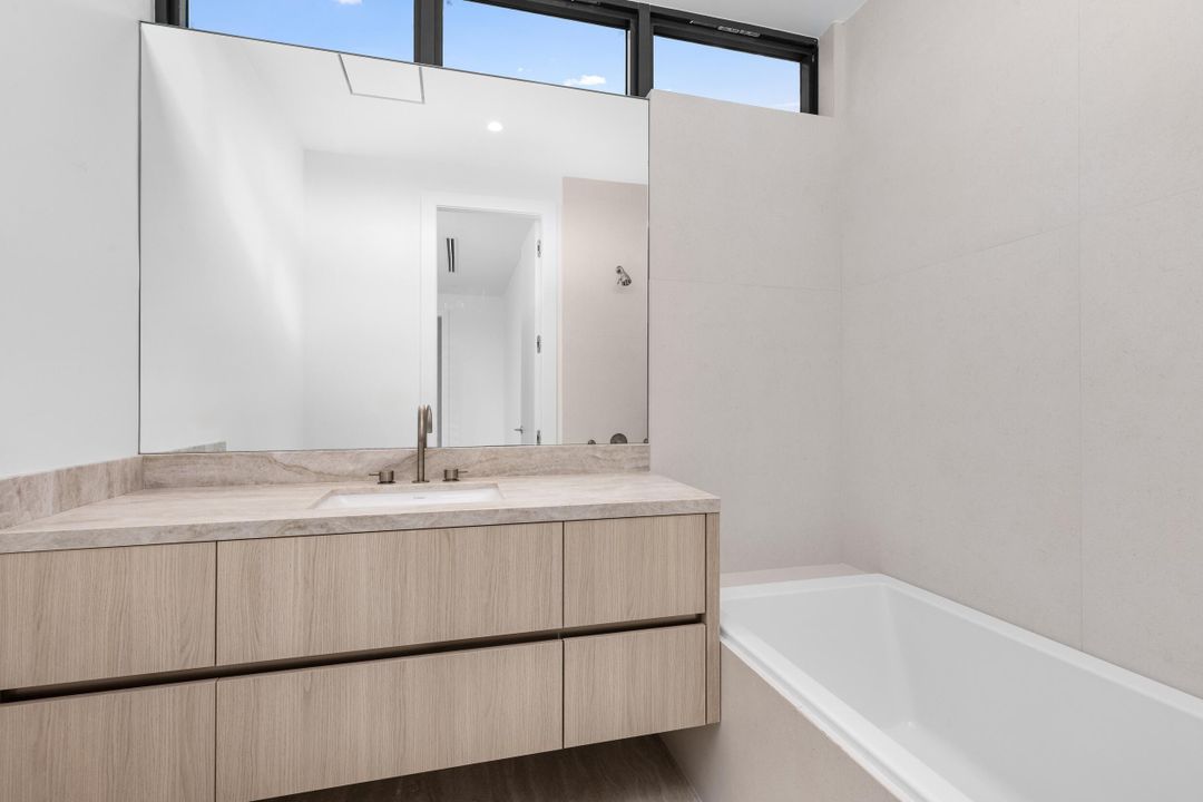 En Venta: $6,750,000 (6 camas, 6 baños, 5577 Pies cuadrados)