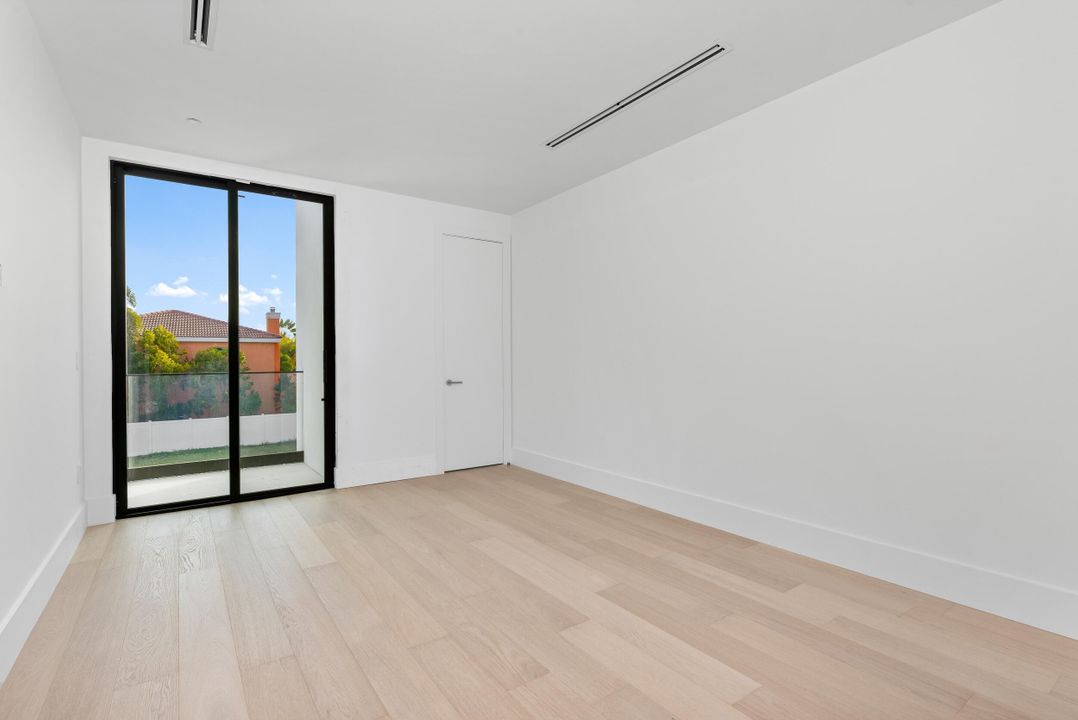 En Venta: $6,750,000 (6 camas, 6 baños, 5577 Pies cuadrados)