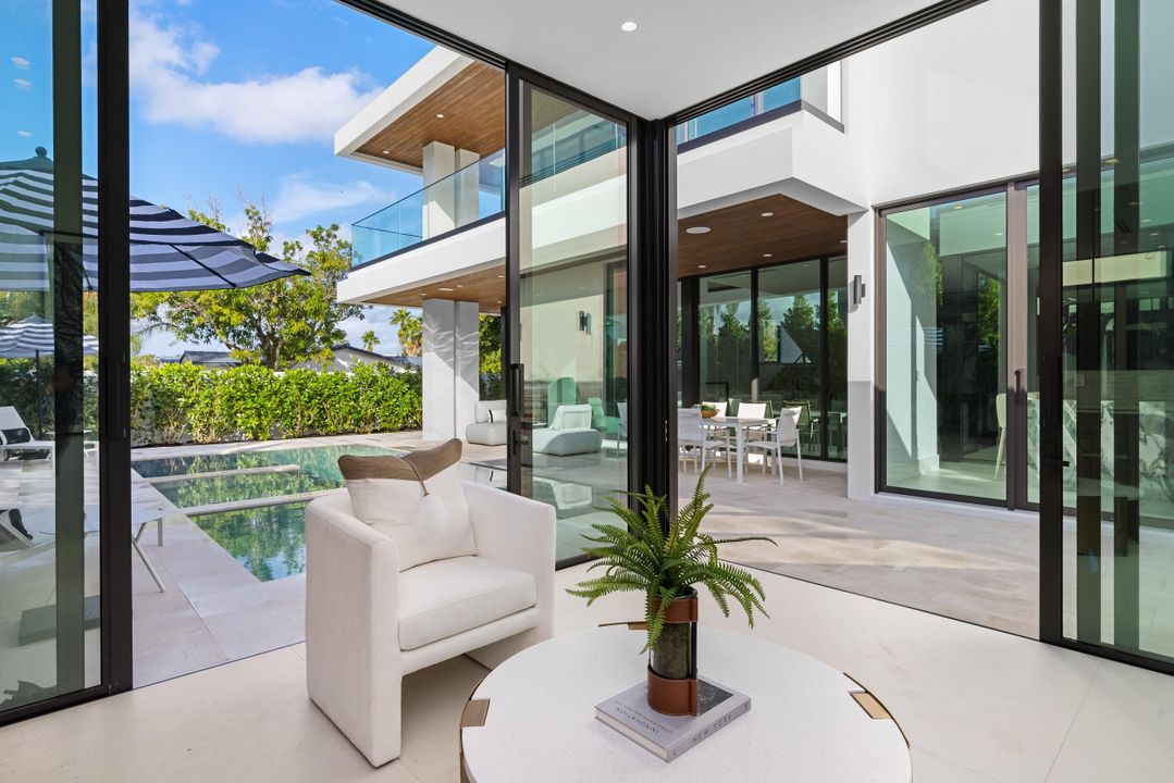 En Venta: $6,750,000 (6 camas, 6 baños, 5577 Pies cuadrados)