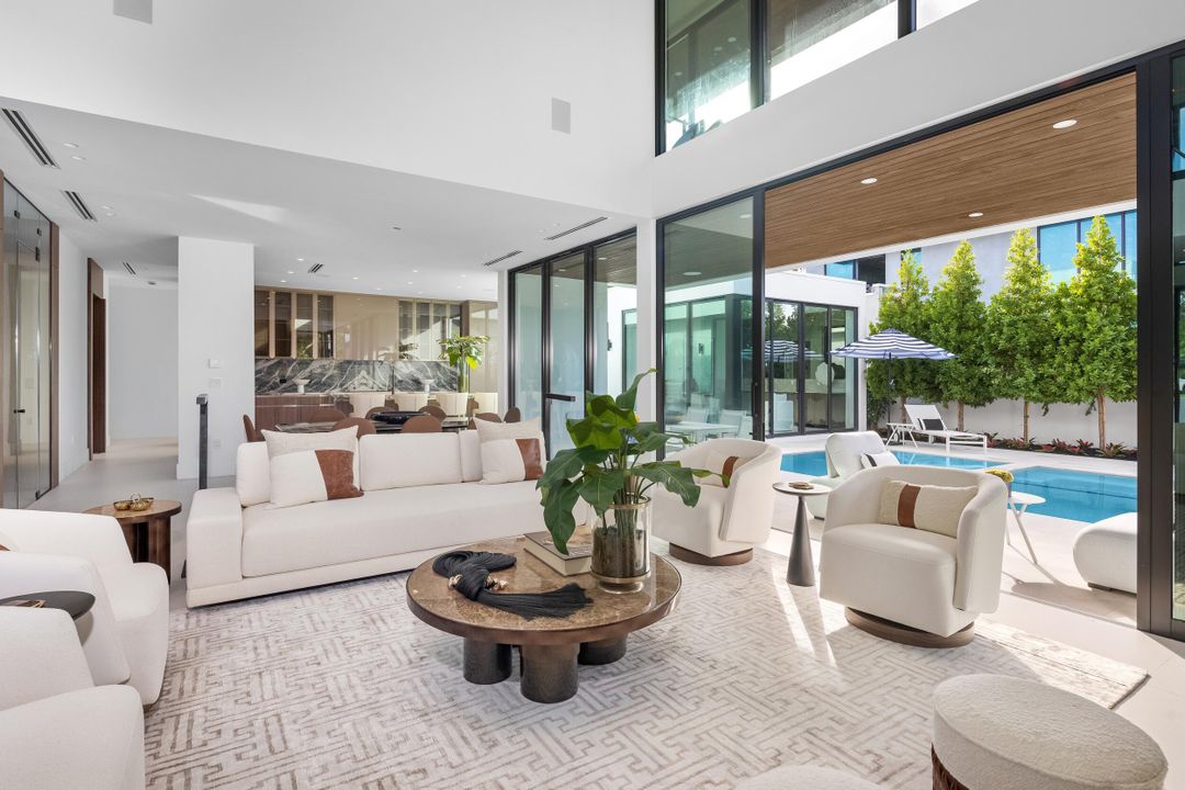 En Venta: $6,750,000 (6 camas, 6 baños, 5577 Pies cuadrados)