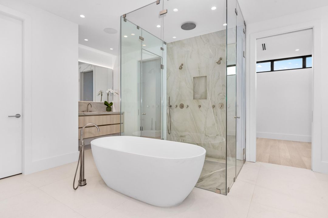 En Venta: $6,750,000 (6 camas, 6 baños, 5577 Pies cuadrados)