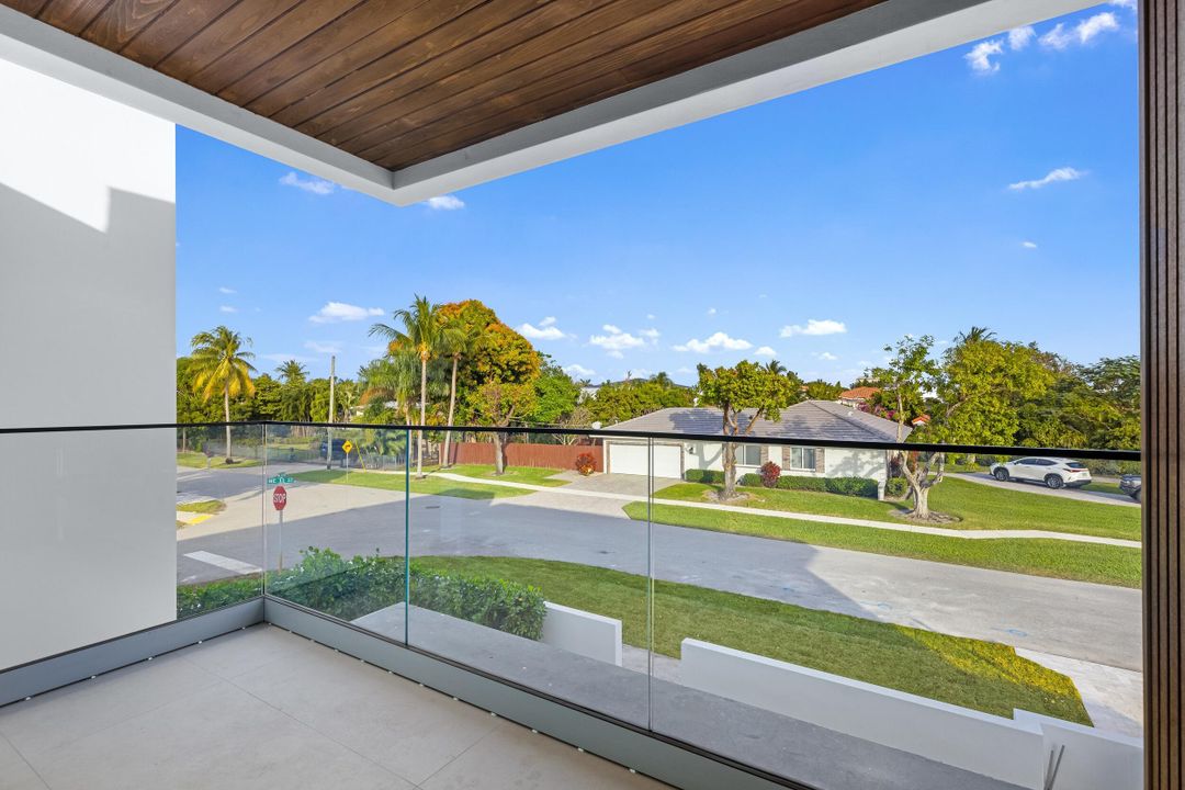 En Venta: $6,750,000 (6 camas, 6 baños, 5577 Pies cuadrados)