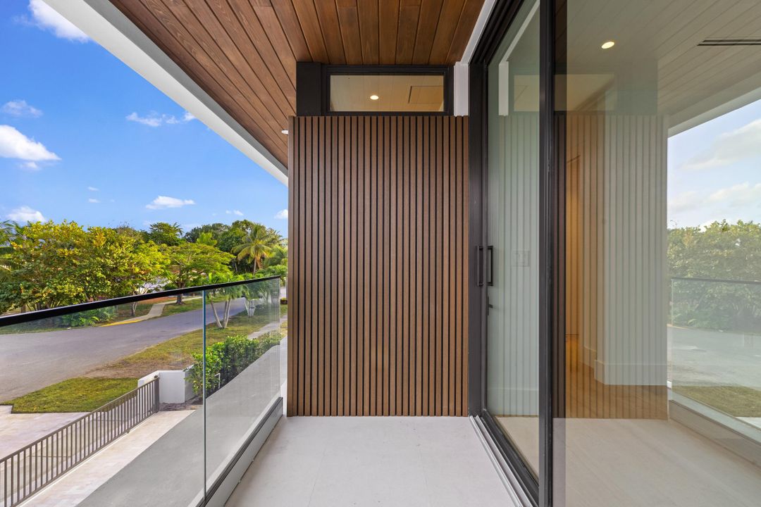 En Venta: $6,750,000 (6 camas, 6 baños, 5577 Pies cuadrados)