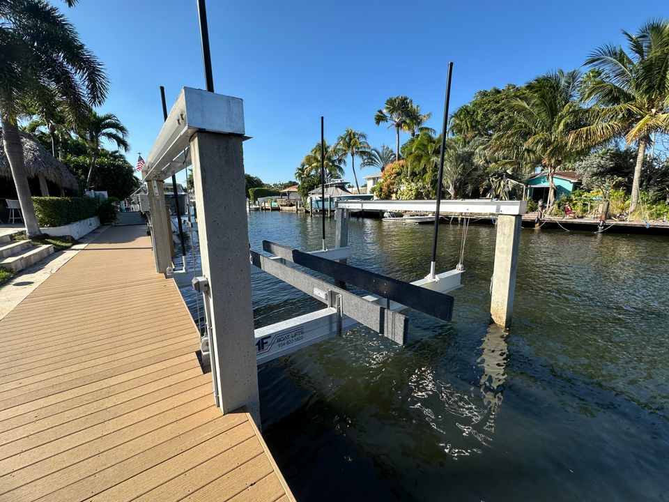 待售: $1,600,000 (4 贝兹, 2 浴室, 2662 平方英尺)