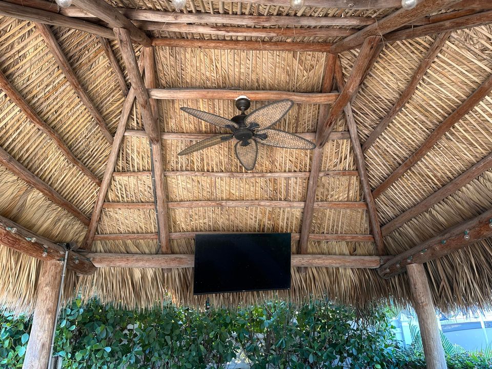 待售: $1,600,000 (4 贝兹, 2 浴室, 2662 平方英尺)