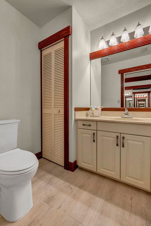 For Sale: $359,000 (3 beds, 2 baths, 2180 Square Feet)