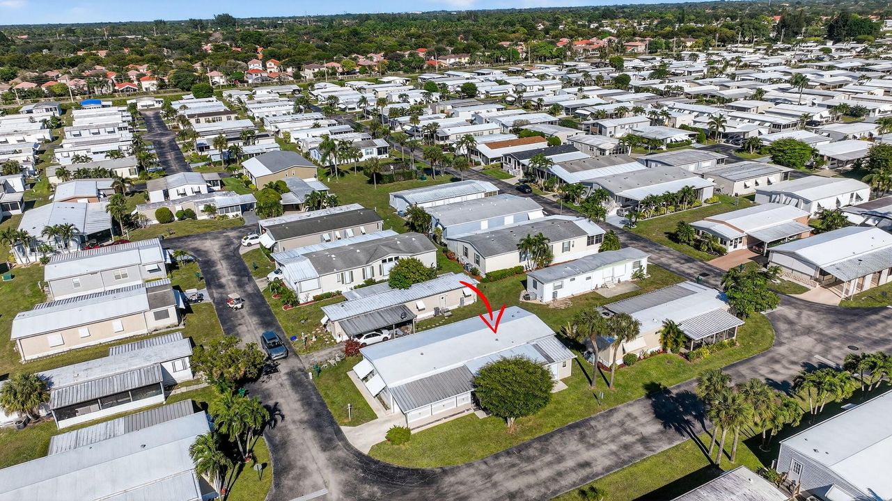 На продажу: $184,900 (3 спален, 2 ванн, 1440 Квадратных фут)