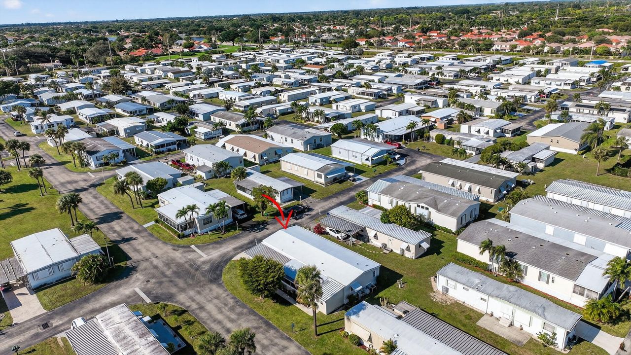 На продажу: $184,900 (3 спален, 2 ванн, 1440 Квадратных фут)