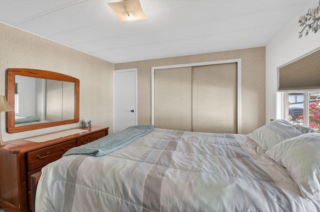 На продажу: $184,900 (3 спален, 2 ванн, 1440 Квадратных фут)