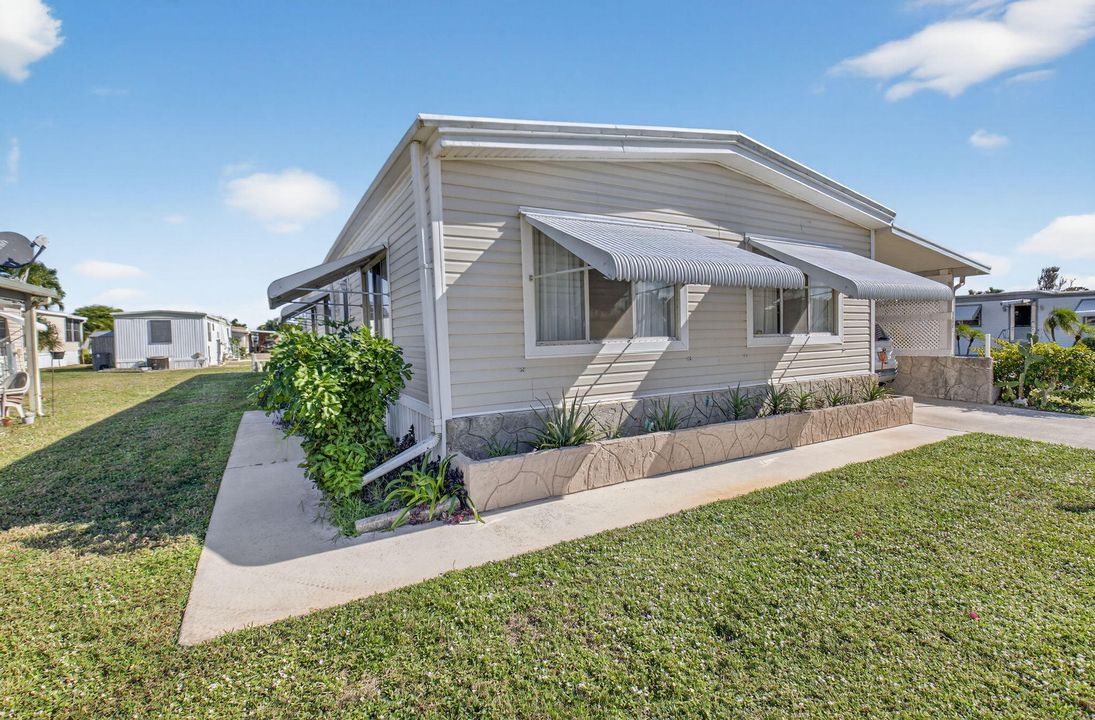 На продажу: $184,900 (3 спален, 2 ванн, 1440 Квадратных фут)