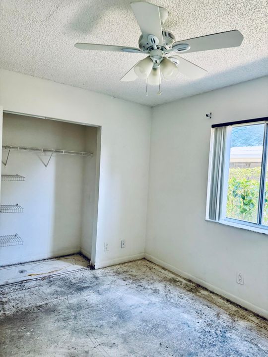 For Sale: $240,000 (3 beds, 2 baths, 1267 Square Feet)