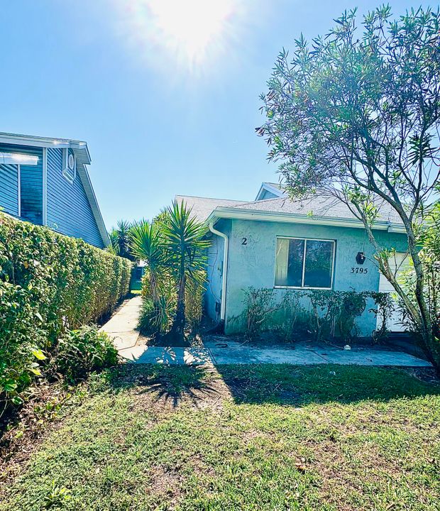 For Sale: $240,000 (3 beds, 2 baths, 1267 Square Feet)