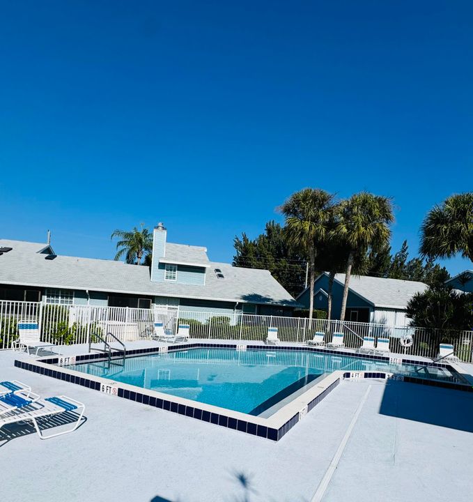 For Sale: $240,000 (3 beds, 2 baths, 1267 Square Feet)