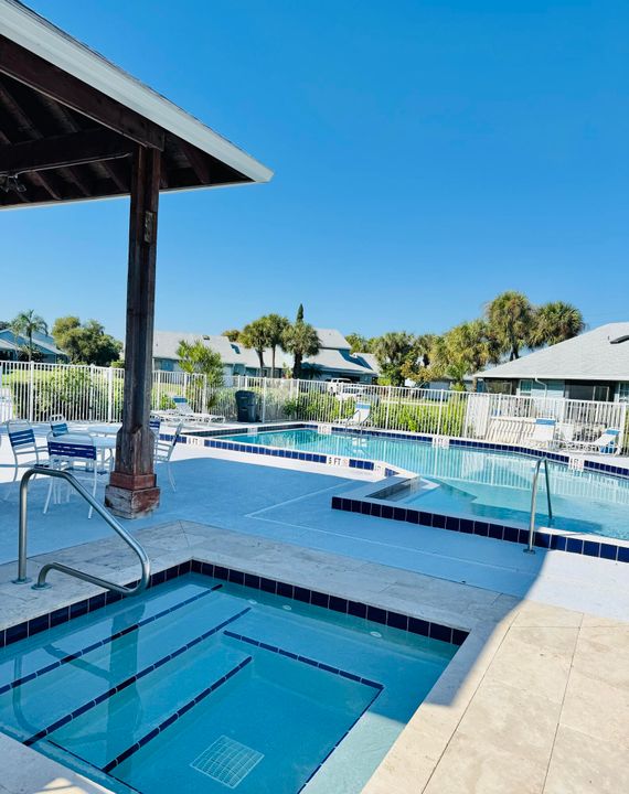 For Sale: $240,000 (3 beds, 2 baths, 1267 Square Feet)