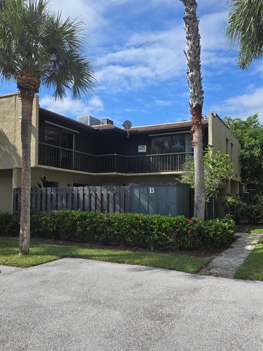 В аренду: $2,250 (2 спален, 2 ванн, 1430 Квадратных фут)