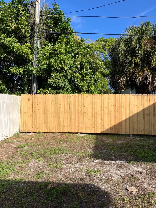 For Rent: $3,000 (3 beds, 2 baths, 1110 Square Feet)