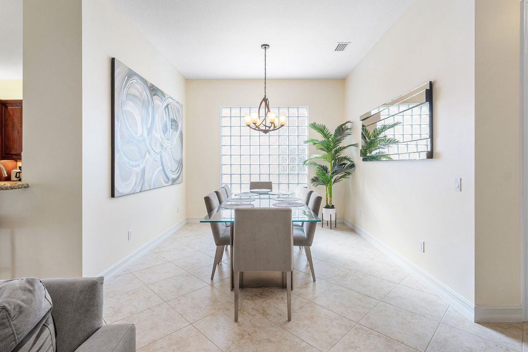 В аренду: $6,500 (3 спален, 2 ванн, 1782 Квадратных фут)