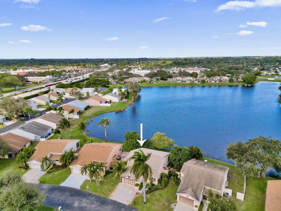 For Sale: $399,000 (2 beds, 2 baths, 1230 Square Feet)