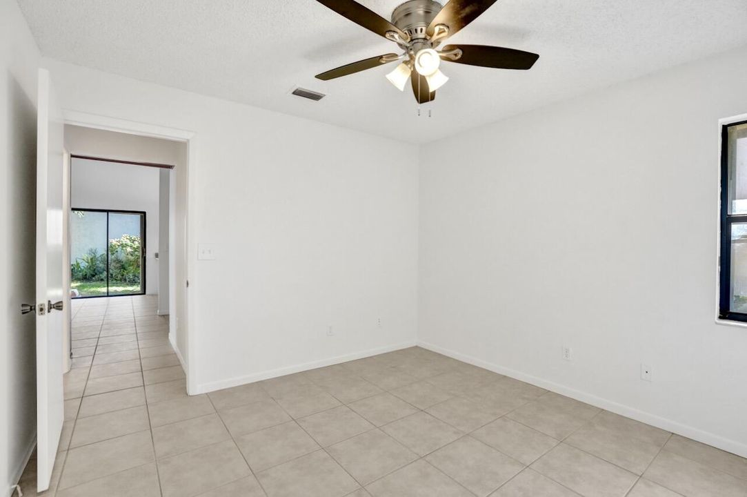 For Sale: $399,000 (2 beds, 2 baths, 1230 Square Feet)