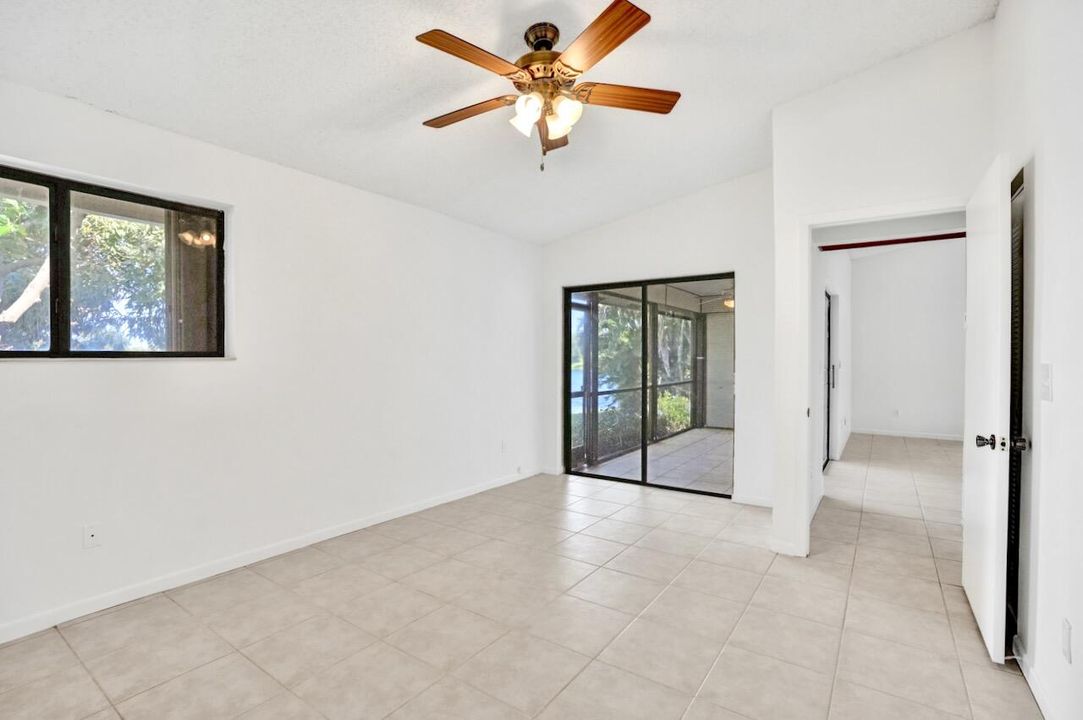 For Sale: $399,000 (2 beds, 2 baths, 1230 Square Feet)