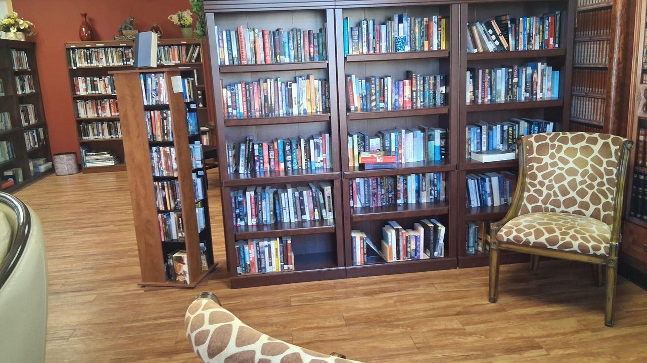 На продажу: $289,000 (2 спален, 2 ванн, 1264 Квадратных фут)