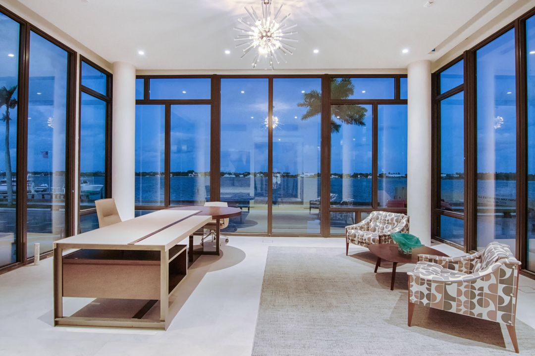 待售: $42,500,000 (7 贝兹, 7 浴室, 11228 平方英尺)