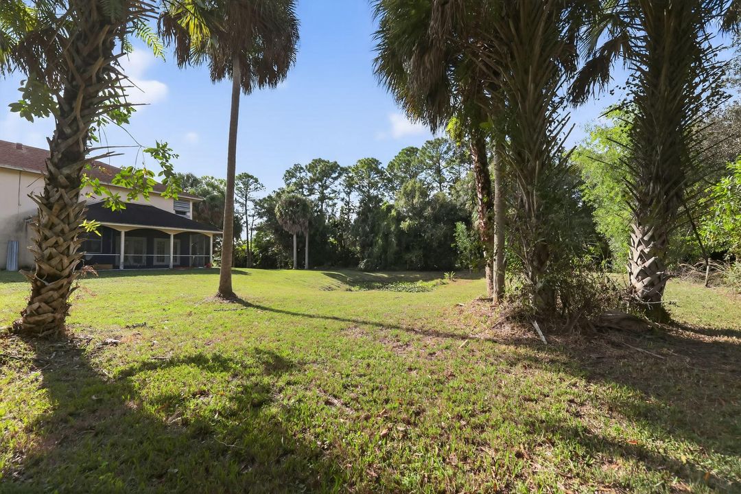 На продажу: $1,000,000 (6 спален, 3 ванн, 3526 Квадратных фут)