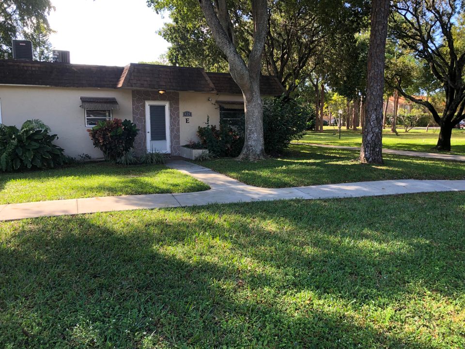 出租: $2,200 (2 贝兹, 2 浴室, 1110 平方英尺)