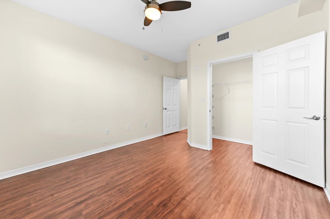 For Rent: $2,500 (2 beds, 2 baths, 1079 Square Feet)