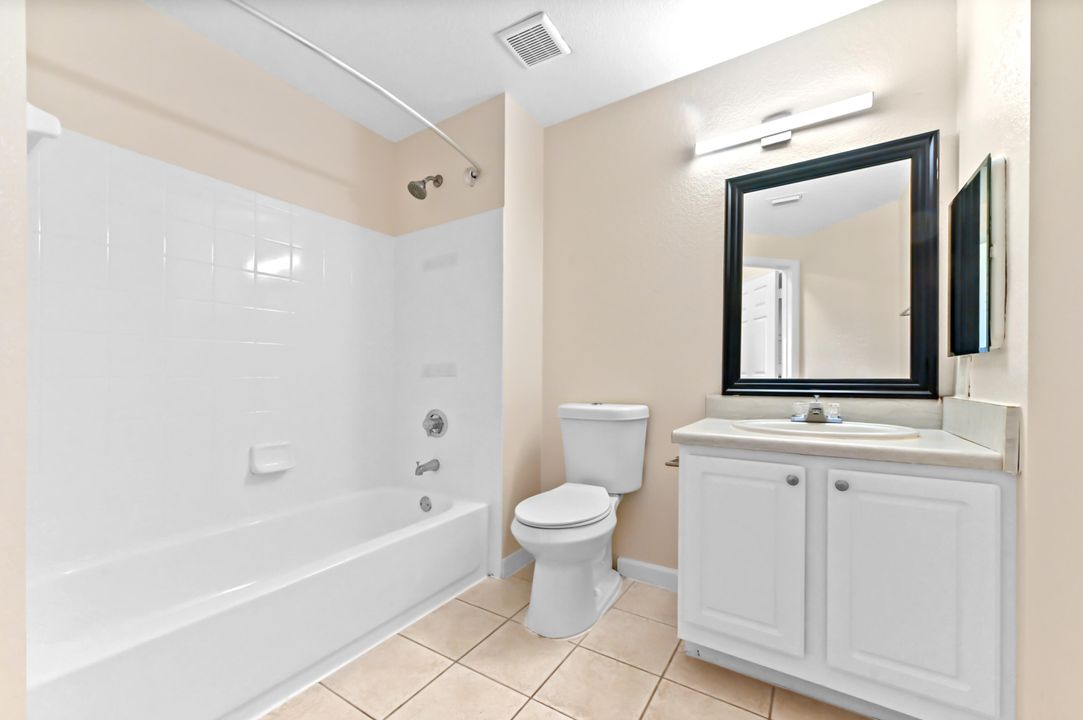 For Rent: $2,500 (2 beds, 2 baths, 1079 Square Feet)