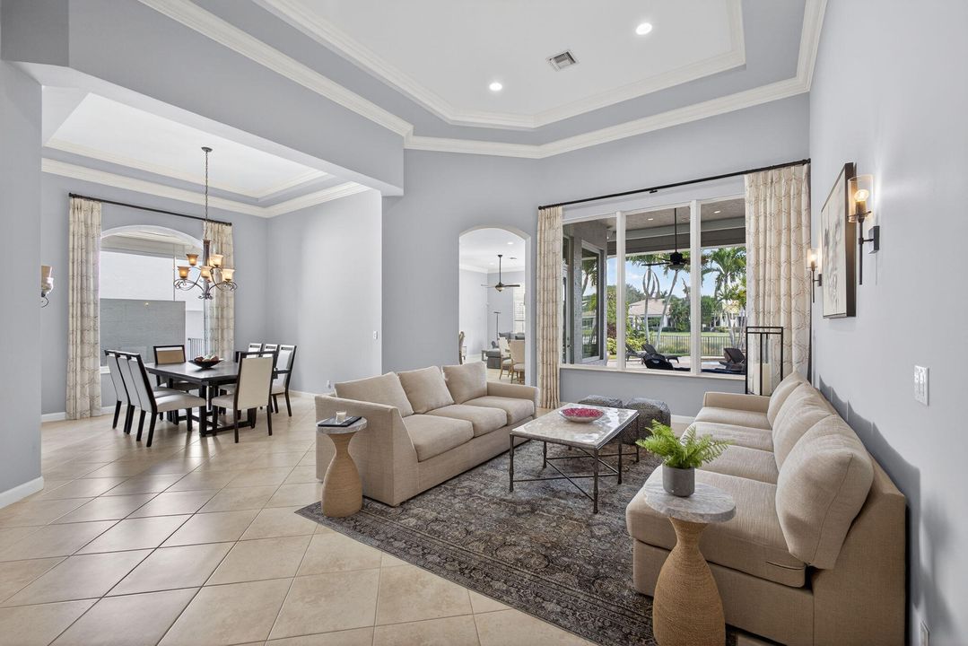 For Sale: $2,899,000 (5 beds, 5 baths, 4085 Square Feet)