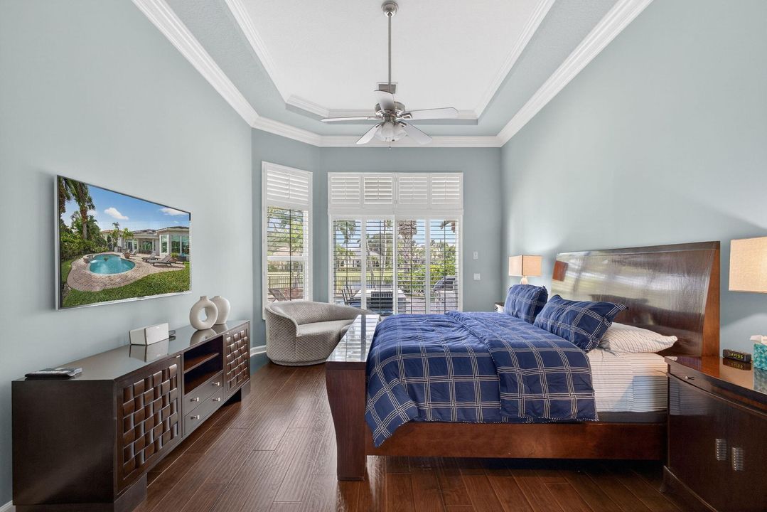 For Sale: $2,899,000 (5 beds, 5 baths, 4085 Square Feet)