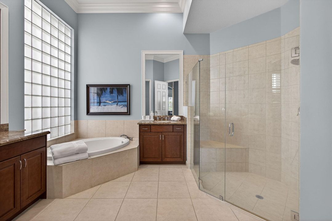 For Sale: $2,899,000 (5 beds, 5 baths, 4085 Square Feet)