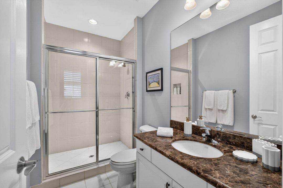 For Sale: $2,899,000 (5 beds, 5 baths, 4085 Square Feet)