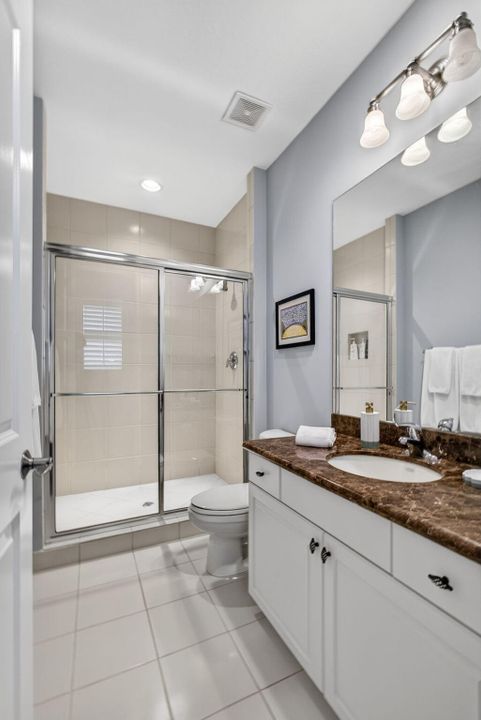 For Sale: $2,899,000 (5 beds, 5 baths, 4085 Square Feet)