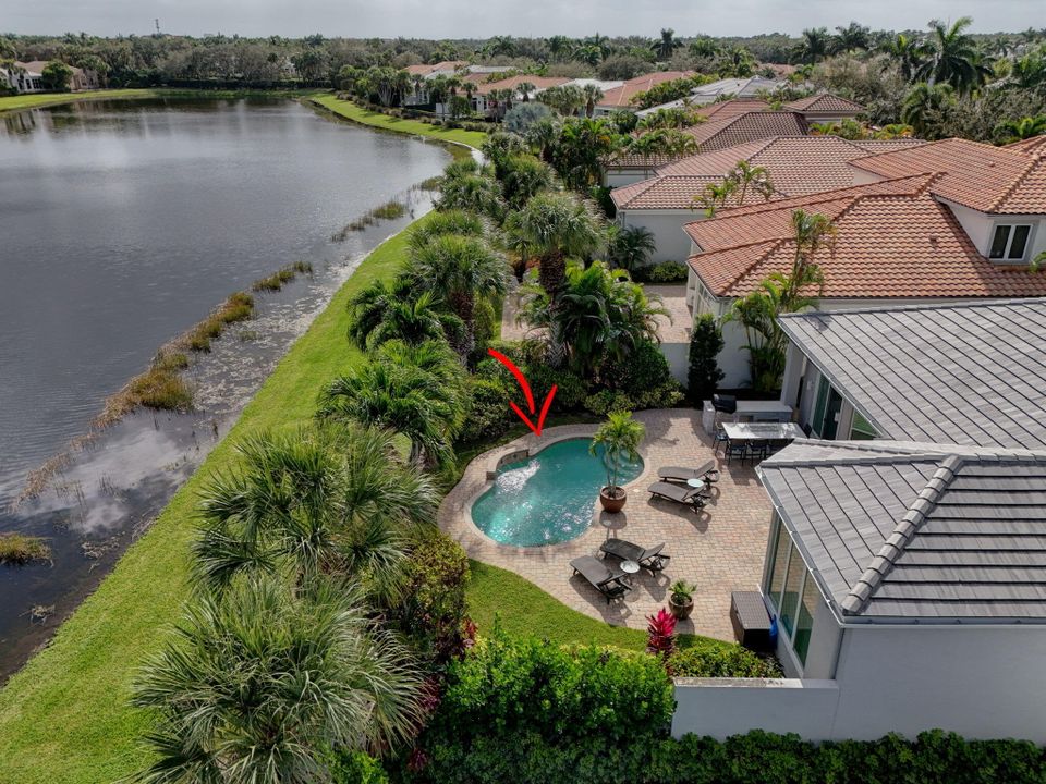 For Sale: $2,899,000 (5 beds, 5 baths, 4085 Square Feet)