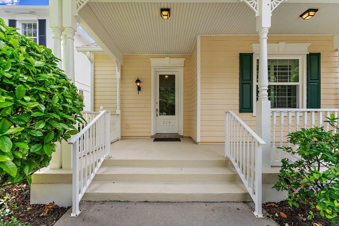 En Venta: $900,000 (3 camas, 2 baños, 2008 Pies cuadrados)