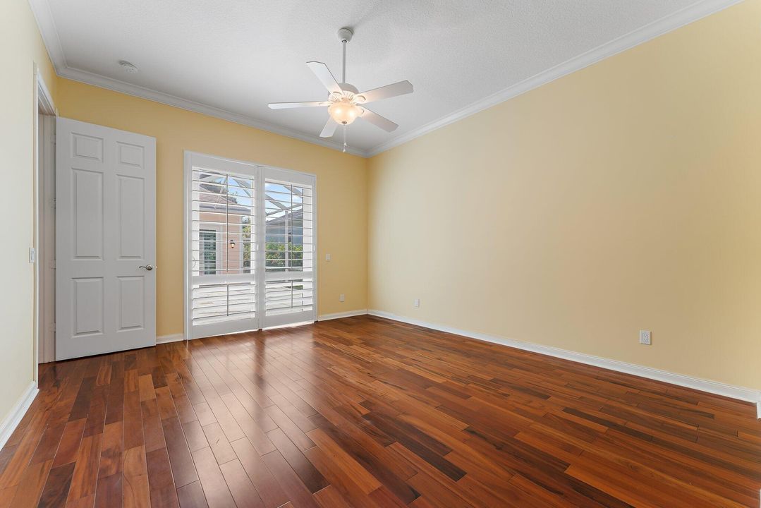 En Venta: $900,000 (3 camas, 2 baños, 2008 Pies cuadrados)