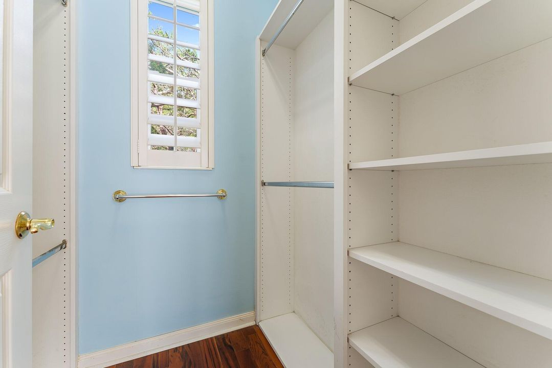 En Venta: $900,000 (3 camas, 2 baños, 2008 Pies cuadrados)