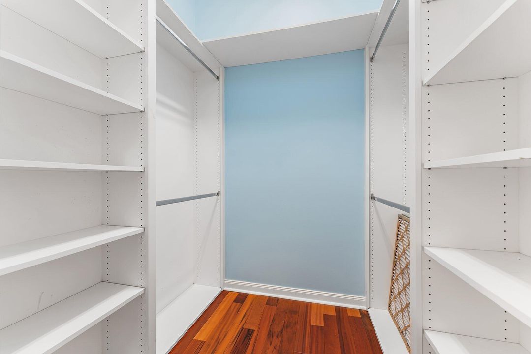 En Venta: $900,000 (3 camas, 2 baños, 2008 Pies cuadrados)